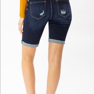 KanCan Mid-Rise Hem Detail Bermuda KC8578D